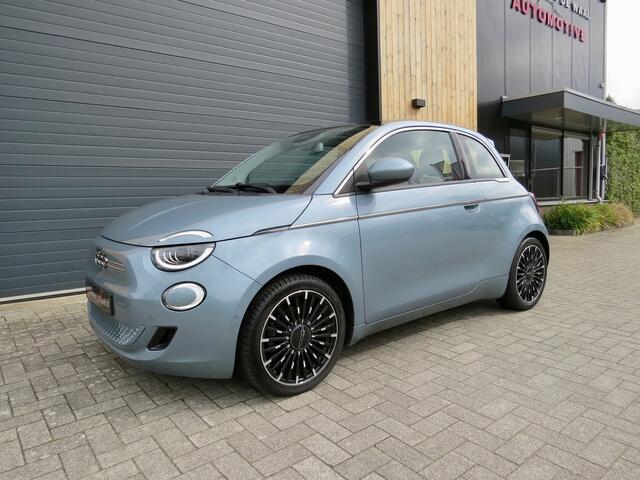 Fiat E-500 La Prima 42 kWh Leder Carplay Unieke kleur