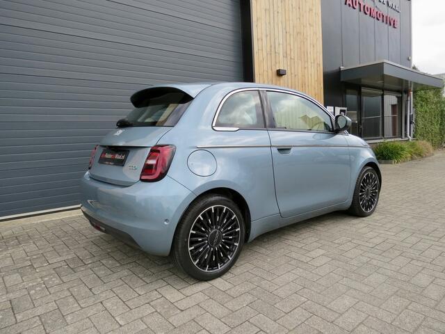 Fiat E-500 La Prima 42 kWh Leder Carplay Unieke kleur