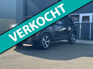 DACIA DUSTER 1.6 Hybrid 140 Journey 360-camera, Carplay, Stoel en stuurverwarming en parkeersensoren rondom.