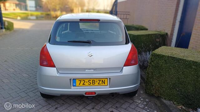 Suzuki Swift 1.3 Exclusive