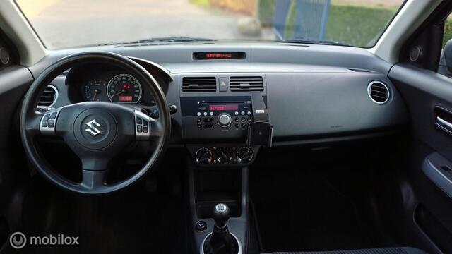 Suzuki Swift 1.3 Exclusive