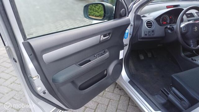 Suzuki Swift 1.3 Exclusive