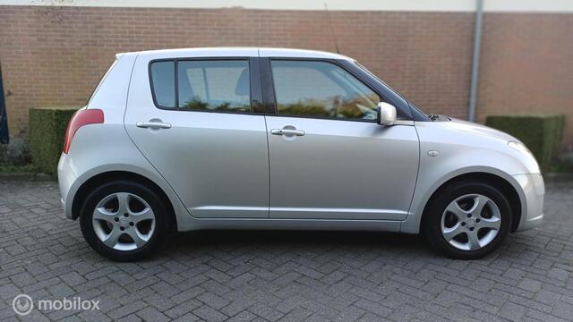 Suzuki Swift 1.3 Exclusive