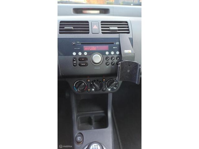 Suzuki Swift 1.3 Exclusive
