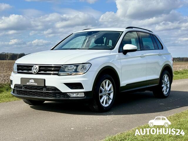 Volkswagen Tiguan 1.4 TSI Connected Series 2017 TREKHAAK CLIMA PDC STOELVERWARMING