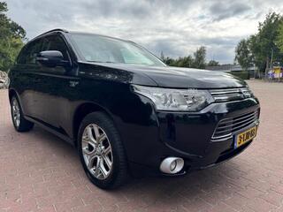 MITSUBISHI OUTLANDER 2.0 PHEV INTENSE+/THAAK/HLEER/XENON/NAV/APK