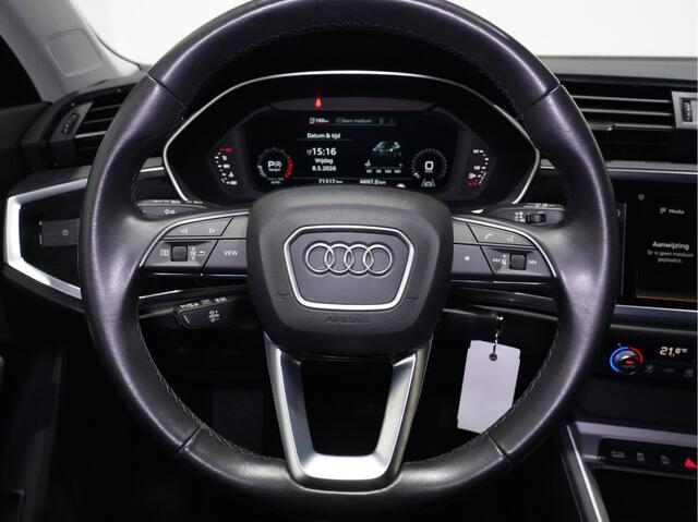 Audi Q3 Sportback 40 TFSI quattro Advanced Ed. | Matrix-LED | Navigatie | PDC | 18 | Virtual Cockpit 45