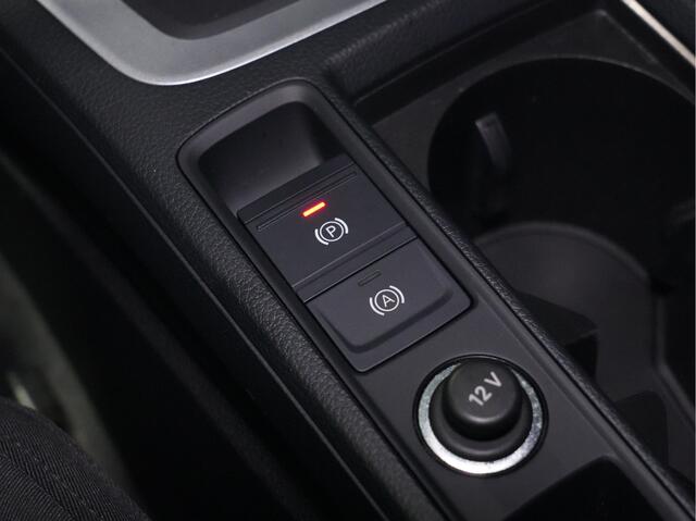 Audi Q3 Sportback 40 TFSI quattro Advanced Ed. | Matrix-LED | Navigatie | PDC | 18 | Virtual Cockpit 45