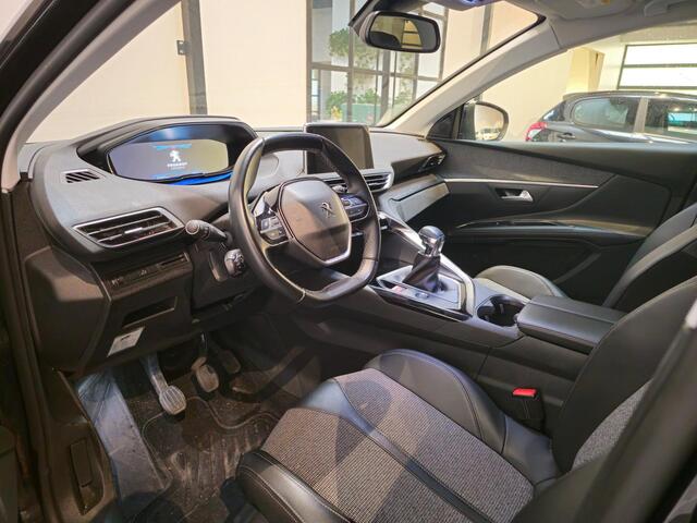 Peugeot 5008 1.2 PureTech Allure Avantage 7-Persoons - Panoramadak - - Apple Carplay/Android Auto - Navi - Elektrisch bedienbare achterklep