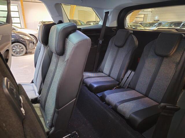 Peugeot 5008 1.2 PureTech Allure Avantage 7-Persoons - Panoramadak - - Apple Carplay/Android Auto - Navi - Elektrisch bedienbare achterklep