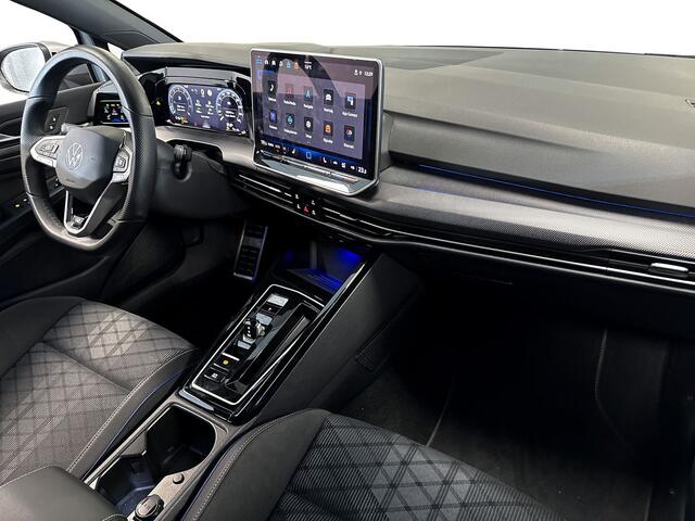 Volkswagen Golf 1.5 150pk eTSI R-Line Edition Dodehoeksensoren | Achteruitrijcamera | Stoelverwarming