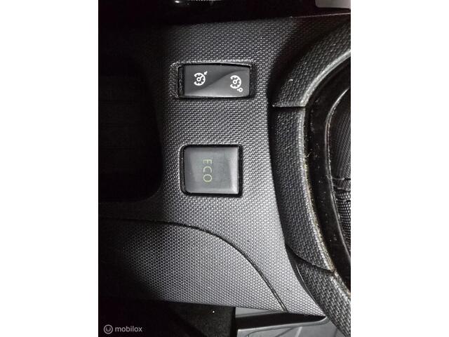 Renault Clio 0.9 TCe Dynamique/ Cruise Control / Navigatie