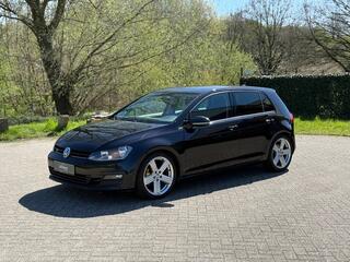 Volkswagen Golf VII