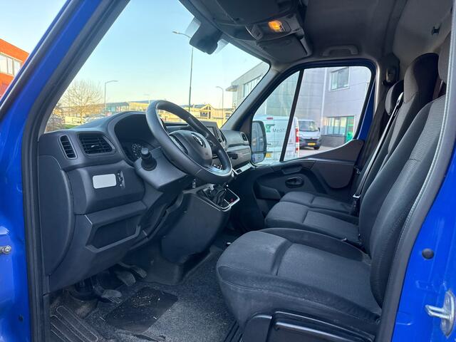 Renault Master T35 2.3 dCi 135 L3H2
