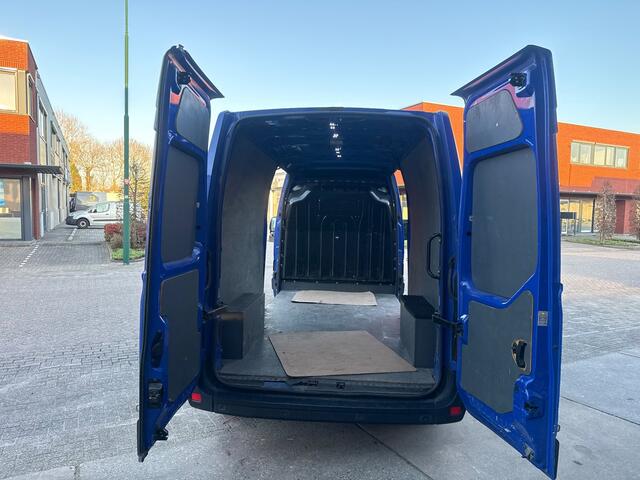 Renault Master T35 2.3 dCi 135 L3H2