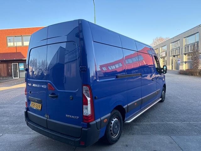 Renault Master T35 2.3 dCi 135 L3H2