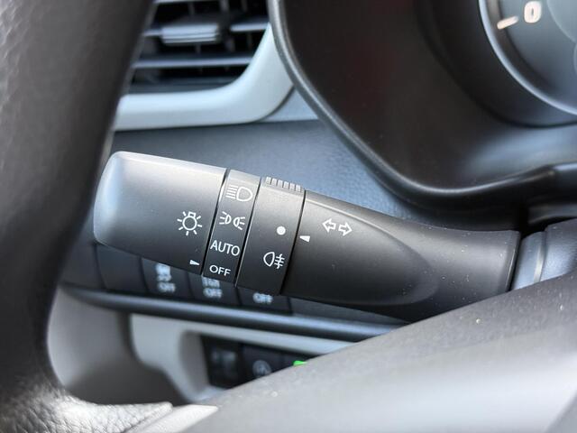 Suzuki Swift 1.2 Comfort Smart Hybrid E AUTO