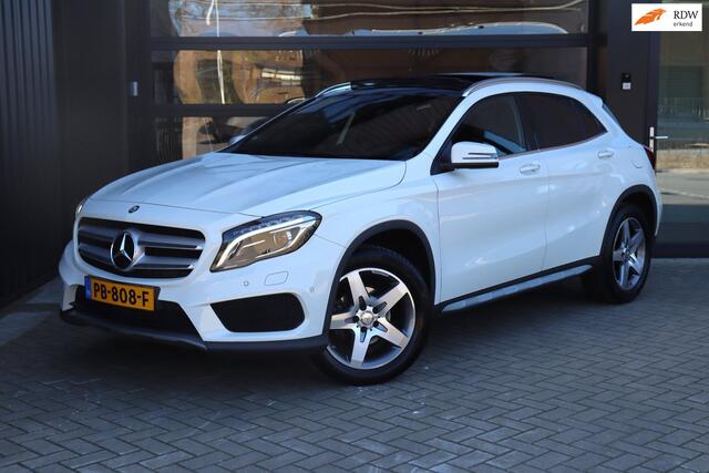 Mercedes-Benz GLA-Klasse 180 Prestige AMG | Pano | Stoelverwarming | Cruise | Clima | Navi | Alcantara | Leder | Lm Velgen | Xenon