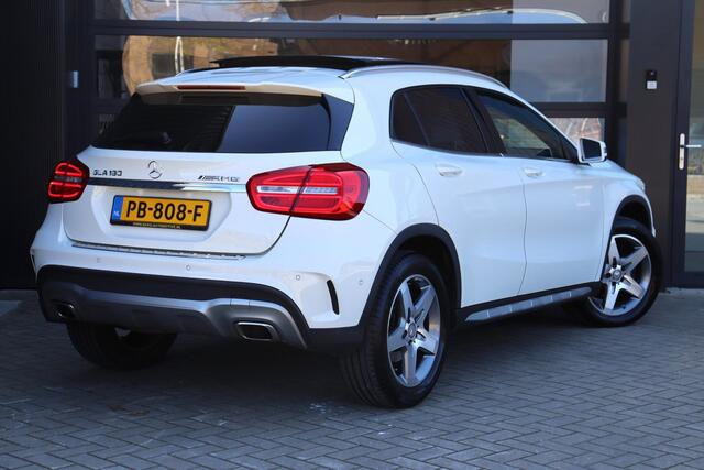 Mercedes-Benz GLA-Klasse 180 Prestige AMG | Pano | Stoelverwarming | Cruise | Clima | Navi | Alcantara | Leder | Lm Velgen | Xenon