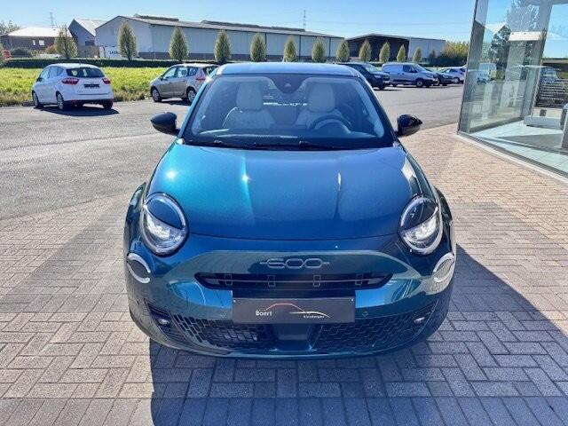 Fiat 600 La Prima Hybrid/GPS/Winterpack/Camera/Carplay