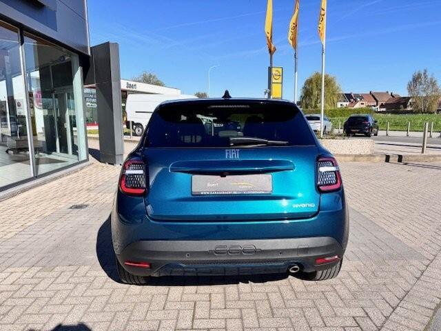 Fiat 600 La Prima Hybrid/GPS/Winterpack/Camera/Carplay