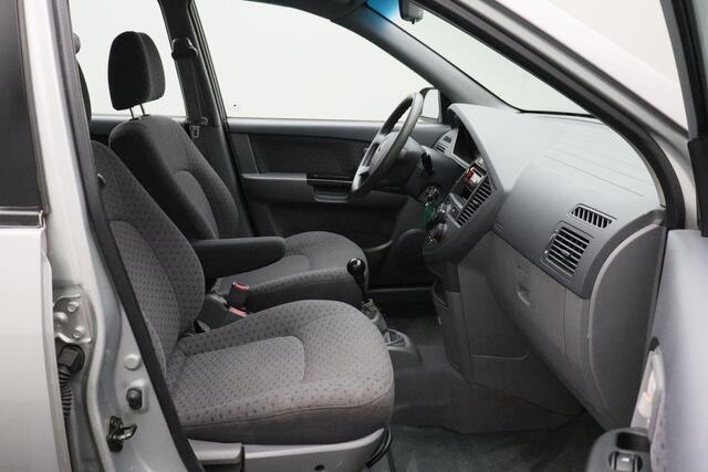 KIA Carens 1.6-16V LX 2006 | Airco | Elektrische Ramen | 2 Sleutels | Boekjes | Nationale Autopas