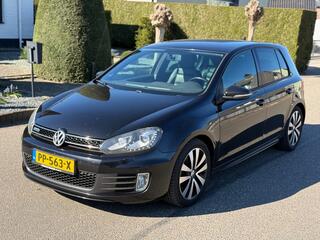 Volkswagen Golf VI