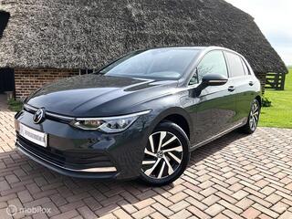 Volkswagen Golf VII