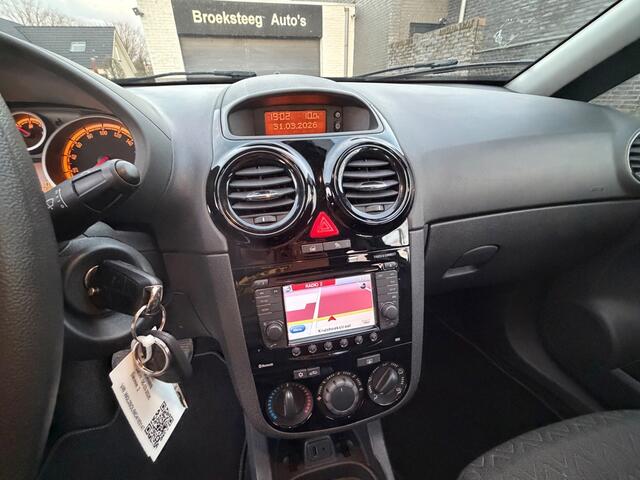 Opel Corsa 1.2-16V Berlin Navi/Boekjescompleet