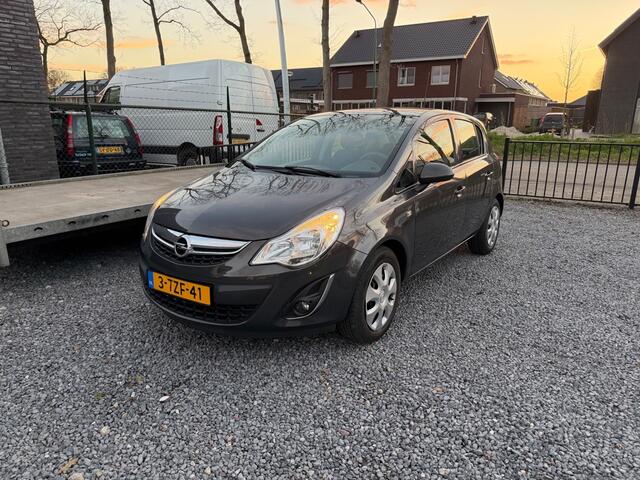 Opel Corsa 1.2-16V Berlin Navi/Boekjescompleet