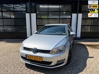 Volkswagen Golf VII
