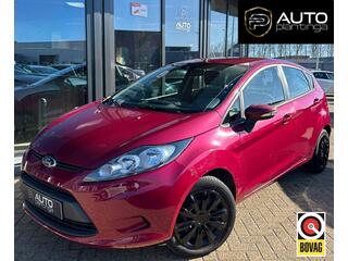 FORD FIESTA 1.25 Champion | Nette Staat | NL AUTO | Nieuwe APK | D-Riem is Vervangen | Airco | 5 Deurs | 2 Sleutels |