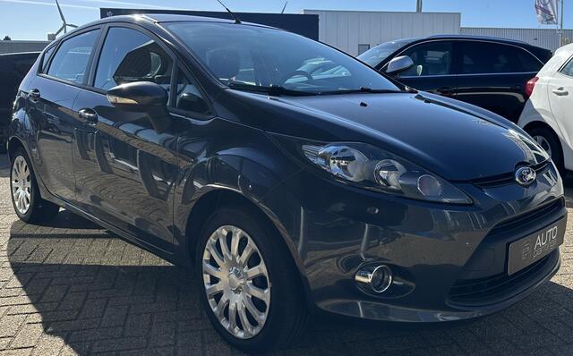 Ford Fiesta 1.25 Ghia | Nette Staat | NL AUTO | e APK | D-Riem is Vervangen | Airco | 5 Deurs | 2 Sleutels |