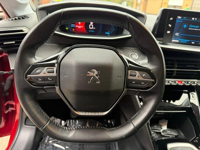 Peugeot 208 Allure