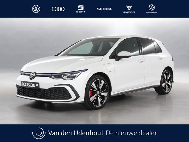 Volkswagen Golf GTE 1.4 TSI eHybrid 245pk PHEV / Trekhaak / Head Up / Camera