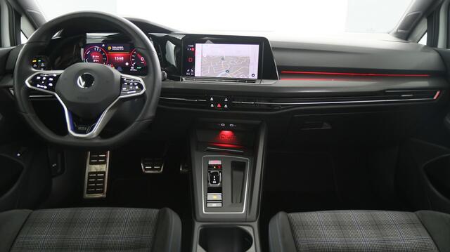 Volkswagen Golf GTE 1.4 TSI eHybrid 245pk PHEV / Trekhaak / Head Up / Camera