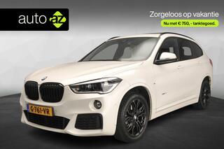 BMW X1 xDrive20i M-Sportpakket / Trekhaak / Panoramadak / LED / Camera / Active Cruise / Head-up / Harman-Kardon / Getint glas