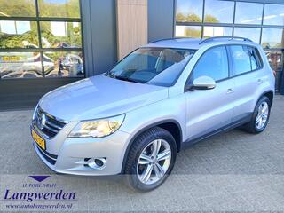 VOLKSWAGEN TIGUAN 1.4 TSI Comfort&Design / trekhaak / 4 seizoenbanden / apple carplay / android auto