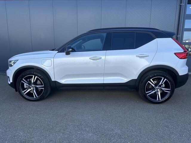 Volvo XC40 1.5 T4 Recharge R-Design / Half leer / Keyless / Nette auto