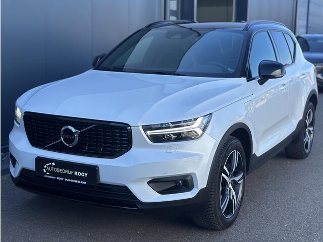 Volvo XC40 1.5 T4 Recharge R-Design / Half leer / Keyless / Nette auto