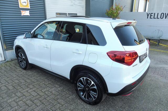Suzuki Vitara 1.4 Boosterjet Style Smart Hybrid