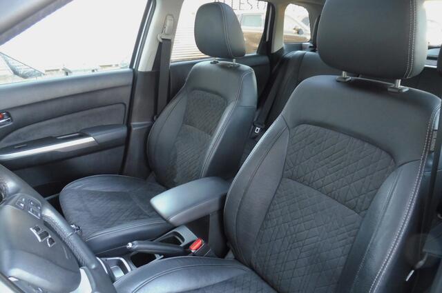 Suzuki Vitara 1.4 Boosterjet Style Smart Hybrid