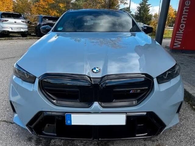 BMW M5 Touring  M-DRIVER PACK 305 km/h, M-REMMEN, PANO, TREKH, MERINO LEDER, 20/21 INCH LMV  1e EIG - UNFALLFREI - Ex BMW AG   INFORMEER OOK NAAR ONZE AAN