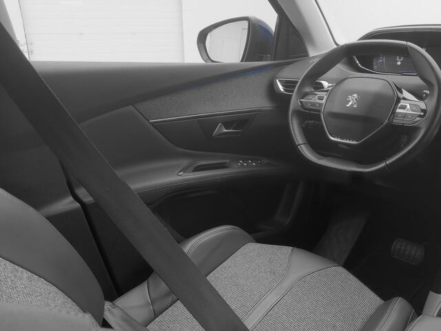 Peugeot 3008 1.2 PureTech 130 PK Automaat Allure | CAMERA | KEYLESS