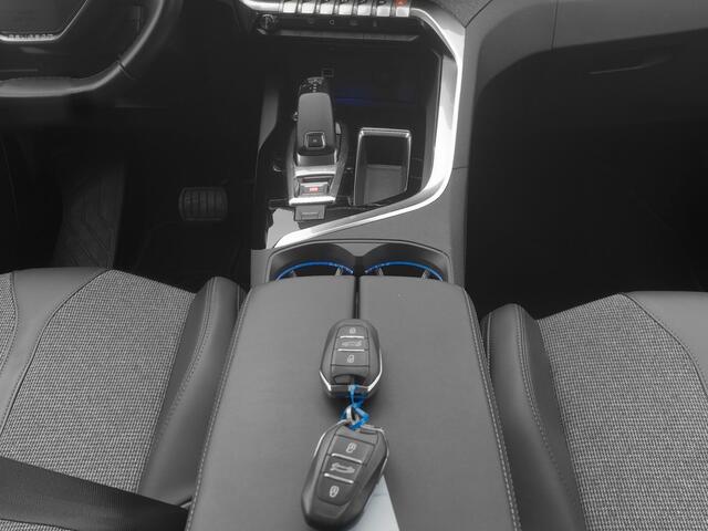 Peugeot 3008 1.2 PureTech 130 PK Automaat Allure | CAMERA | KEYLESS