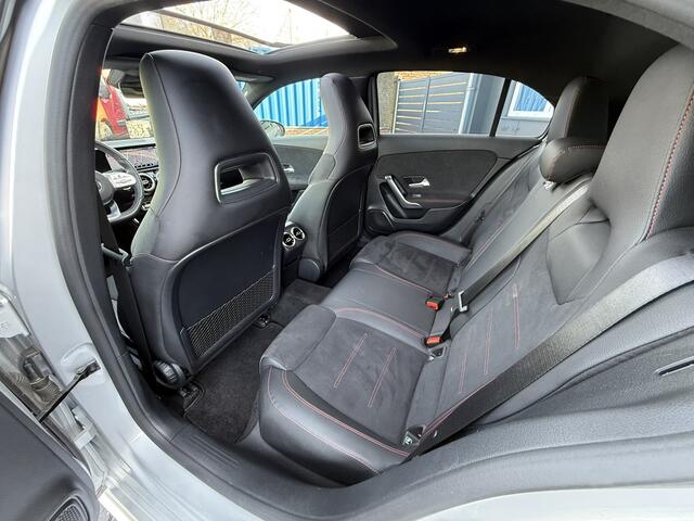 Mercedes-Benz A-Klasse 180 | AMG | PANO | AUT | LEDER | NAP |