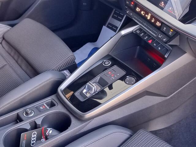 Audi A3 SPORTBACK 35 150PK TFSI S edition 3X S-LINE - VIRTUAL - CAMERA - NL AUTO - 1 EIGENAAR