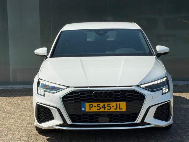 Audi A3 SPORTBACK 35 TFSI S-LINE Matrix|Sportstoelen|Camera|Dealer Onderhouden