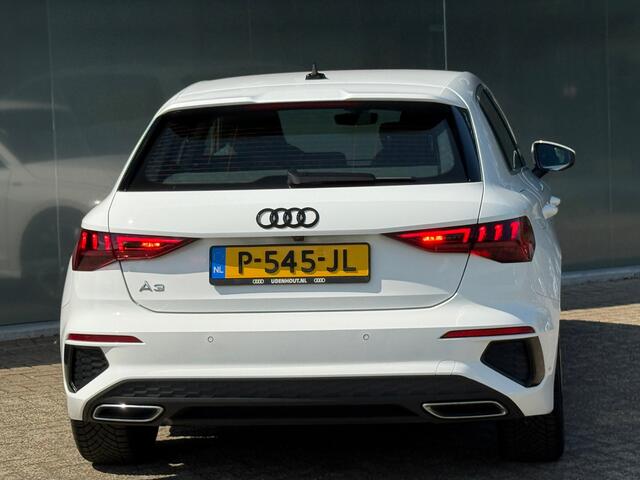 Audi A3 SPORTBACK 35 TFSI S-LINE Matrix|Sportstoelen|Camera|Dealer Onderhouden
