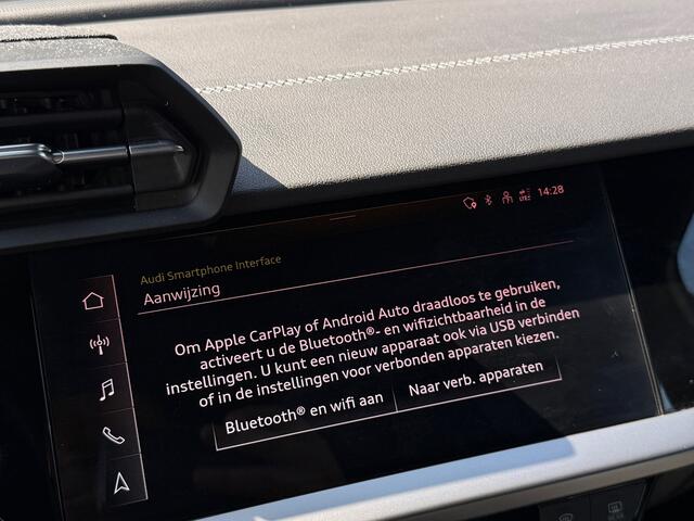 Audi A3 SPORTBACK 35 TFSI S-LINE Matrix|Sportstoelen|Camera|Dealer Onderhouden